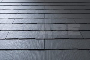 屋根に上って点検する塗装会社は詐欺?消費者が知っておくべき注意点